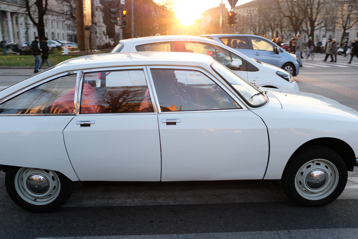 #citroen #citroën #vintage #car #bergamo #bg #lombardia #Italy #x100f #fijifilmjpg